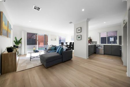 10 Grosset Way, Point Cook VIC - Photo 4