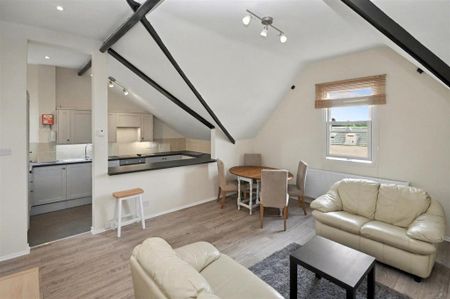 1 bedroom flat to rent - Photo 2