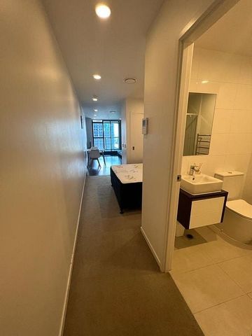 Cozy studio apartment available now - Photo 4