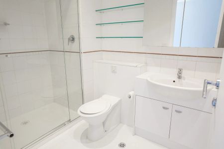 FLAGSTAFF GARDENS AT YOUR DOOR STEP. - Photo 3