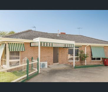 2/1 Ashdale Court, Hampton Park, Vic 3976 - Photo 6