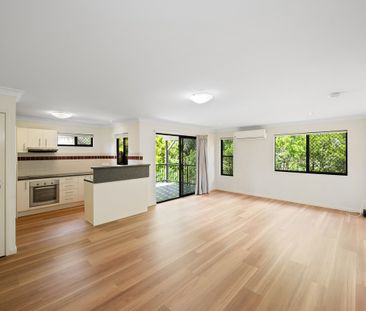 Spacious Apartment with Parkland Views - Prime Annerley Location - Photo 5