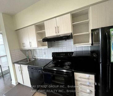 518 160 Vanderhoof Avenue - Photo 4