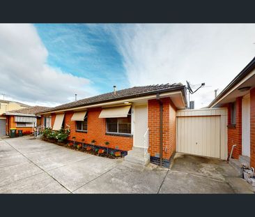 2/243 Keilor Road, Essendon, Vic 3040 - Photo 5