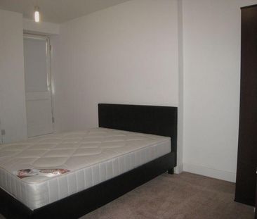 3 bedroom apartment to rent - Photo 5