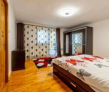 De inchiriat Vila P+1E+M Prundu Mic, zona linistita - Fotografie 2