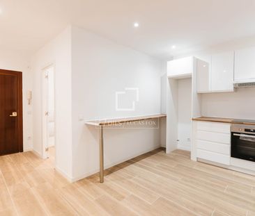 Excellent 2 Bedroom apartment for rent in Nueva España, Madrid - Photo 6