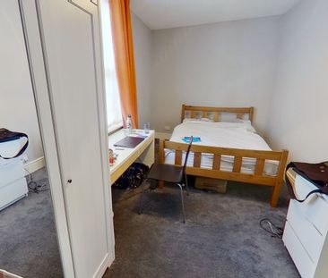 Claremont Villas, Hyde Park - Photo 5