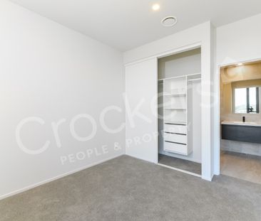 Modern 2 Bedrooms and 2 Baths + Car park - Photo 6