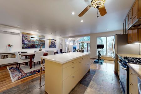 For Lease - 3 Dault Road, Toronto, Ontario - Photo 5