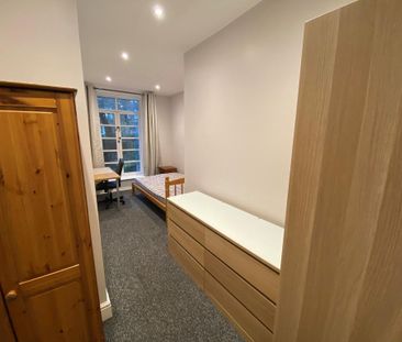 8 bedroom house share to rent - Photo 3