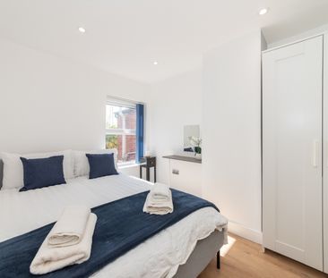 3 Bed Terraced House, St. Johns Hill, RG1 - Photo 4