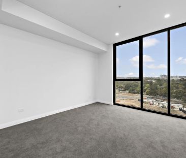 Contemporary Two-Bedroom Apartment – Steps to Metro - Photo 6
