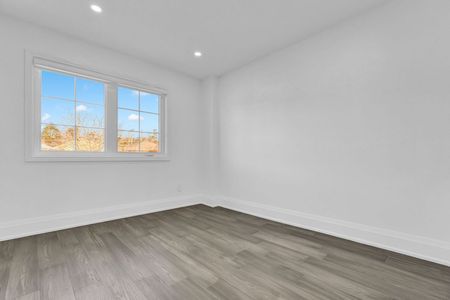 For Lease - 985 Sandcliff Drive, Oshawa, Ontario - Photo 3