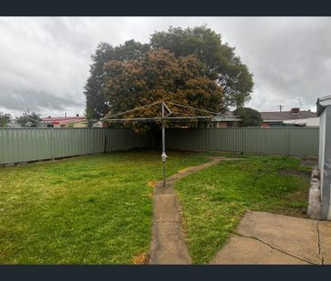 12 Sunbury Road, Shepparton, Vic 3630 - Photo 3