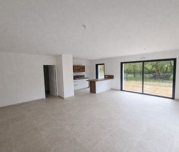 Location Maison 5 pièce(s) - 124 m² - Photo 2