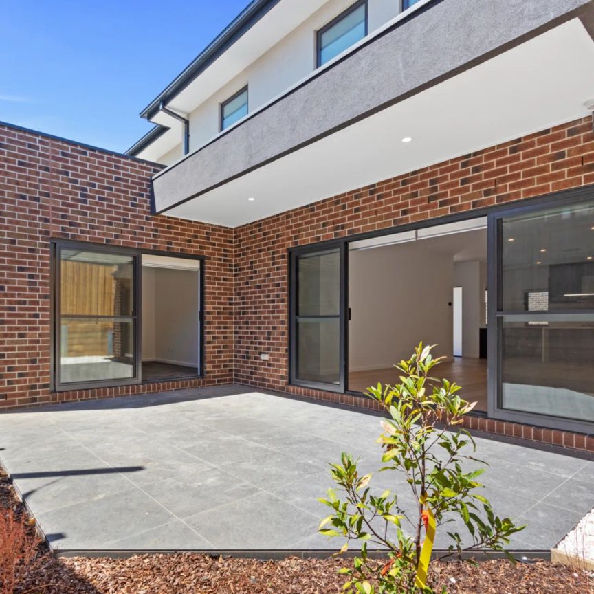 51A Furneaux Grove, Bulleen. - Photo 1