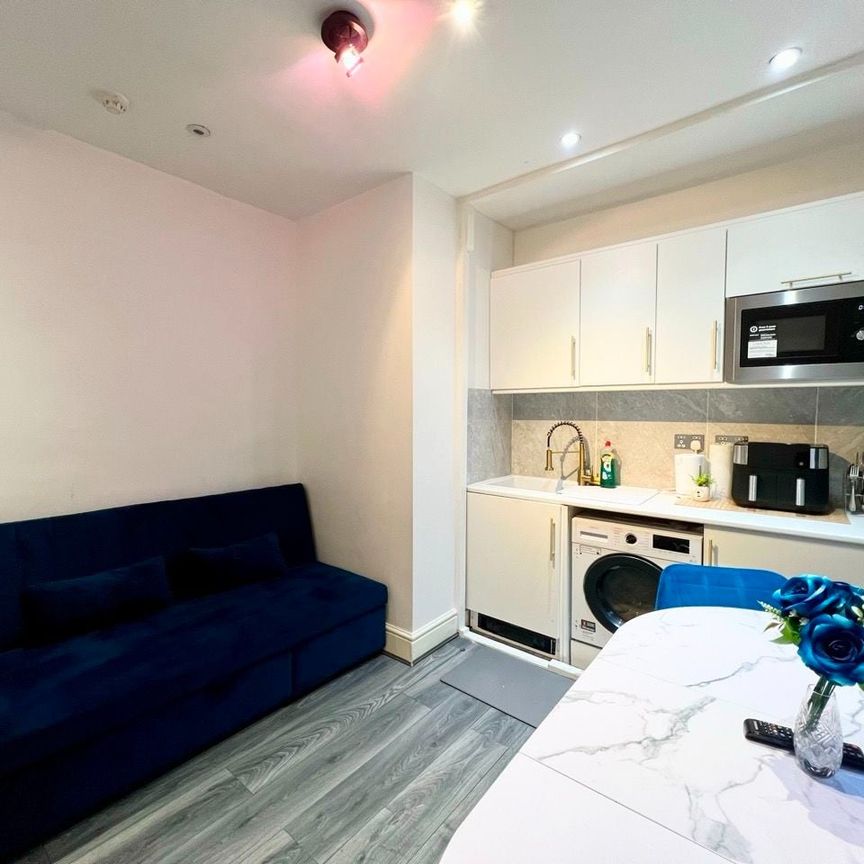 Room in a Shared House, Gaywood Street, SE1 - Photo 1