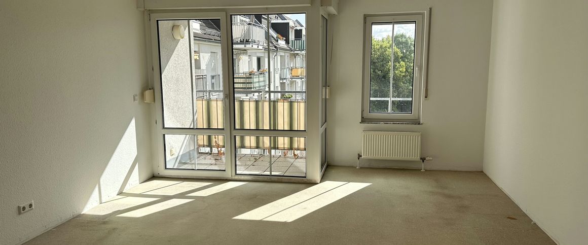 Schöne Stadtwohnung mit Balkon und Aufzug – Renovierung erfolgt - Foto 1