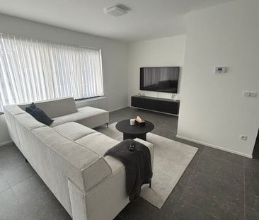 Appartement te huur - Photo 1