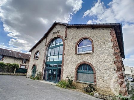 Location Appartement 4 pièces 76m² CREPY EN VALOIS 60800 - Photo 5