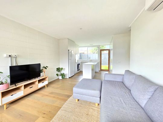 Modern Living - Photo 1