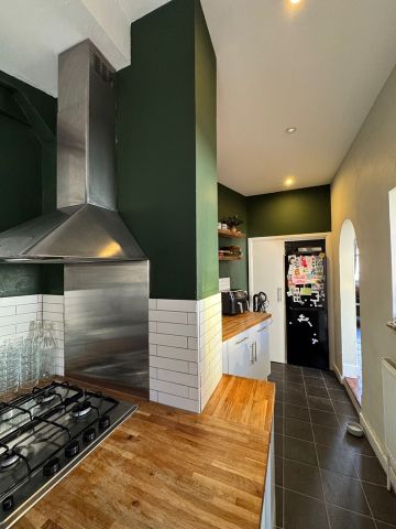 3 Bed Terraced House, Lanier Road, SE13 - Photo 4