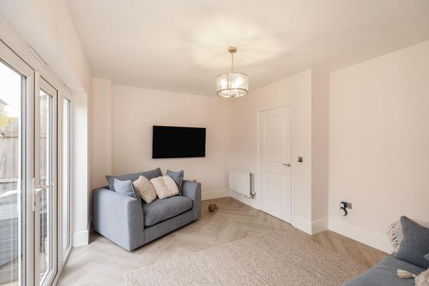 5 bedroom terraced house to rent - Photo 1