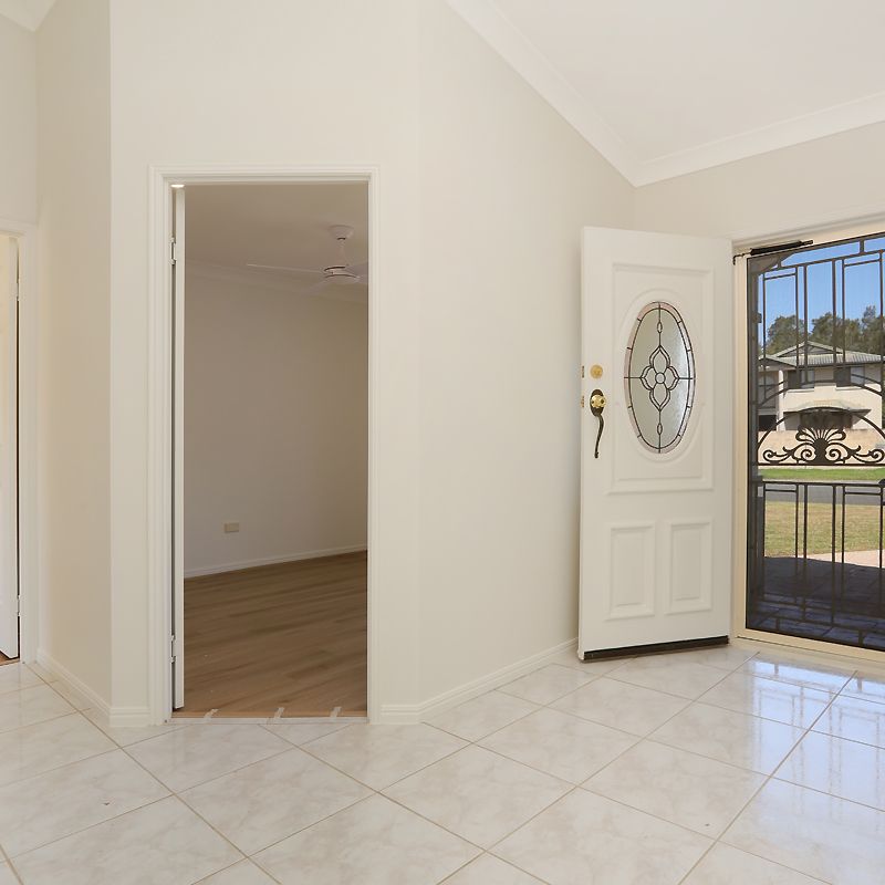 26 Lakeshore Drive, Helensvale QLD 4212 - House For Rent | Domain - Photo 1