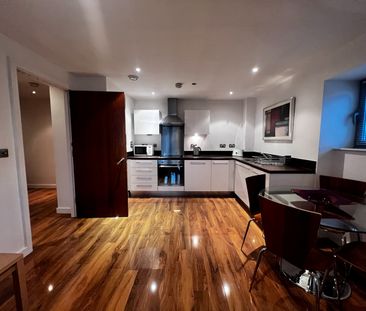 1 Bed Flat, St. George Building, LS1 - Photo 2