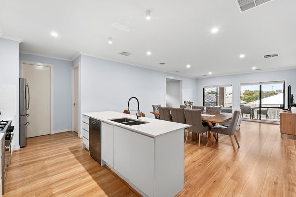 33 Woodville Street, Drysdale - Photo 1