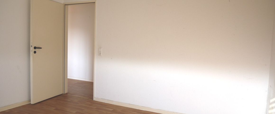 Frisch renoviert: einziehen und wohlfühlen! - Photo 1