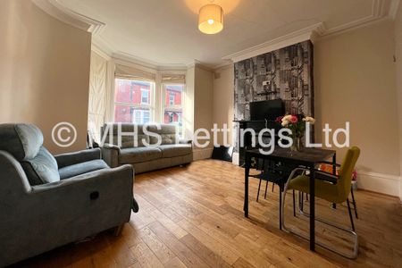 5 Bedroom Mid Terraced House for rent in St. Michaels Terrace - Photo 2