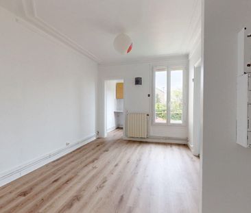 Location Appartement 3 pièces 42m² - Photo 2