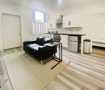 1 bedroom apartment to rent - Photo 2