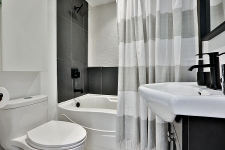 For Lease - 1365 Lansdowne Avenue Unit# Main, Toronto, Ontario - Photo 2