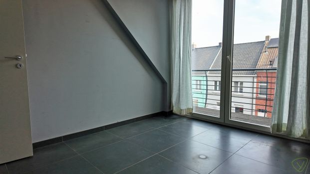 Gezellig en instapklaar duplexappartement met terras voor- en achteraan! - Foto 1