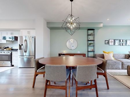 For Lease - 10 Snowberry Lane, Hamilton, Ontario - Photo 5