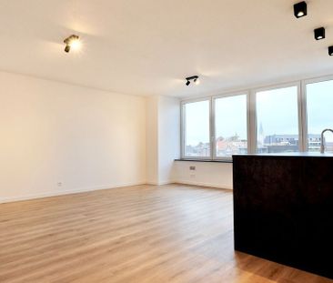 Appartement te huur in Sint-Truiden voor € 890 met 2 slaapkamers - Photo 2