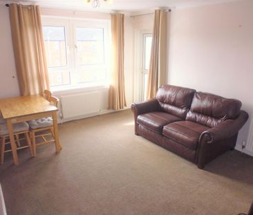 Dumbarton Road, Glasgow, G14 9DB - Photo 2