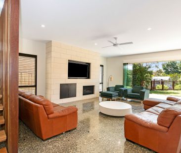 Modern Family Living in Peaceful Springhill Estate - Photo 5