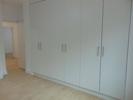 4 room luxury Apartment for rent in Madrid, Spain - Photo 2