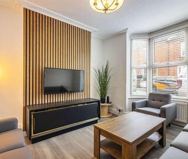 Modern Bed Student House // Jul, LN1 - Photo 4