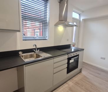 4 bedroom terraced house to rent - Photo 4