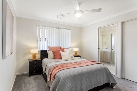 38 Ardennes Circuit, Gillieston Heights NSW 2321 - House For Rent | Domain - Photo 2