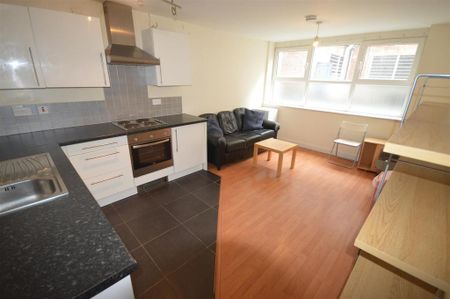 2 bedroom apartment to rent - Photo 5