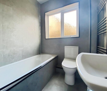 2 bedroom ground floor flat to rent - Photo 5