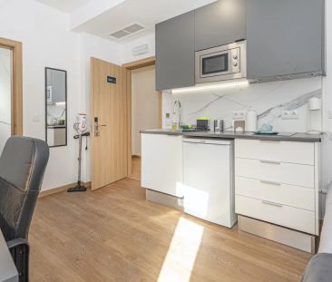 Studio for rent in Lisbon, perfect for professionals and students. - Photo 6