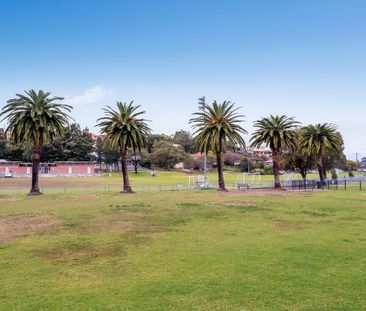 Neat and tidy home in a sought after location - Photo 5