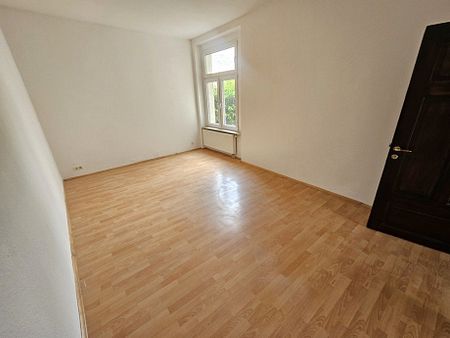 Geräumige 2- Zimmerwohnung inkl. Tageslichtbad mit Wanne +Gäste- WC + Laminat+ separate Küche - Foto 4